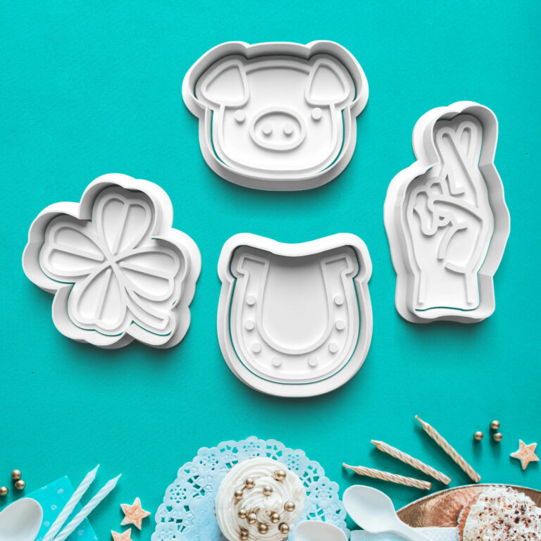 vykrajovátko s pečiatkou