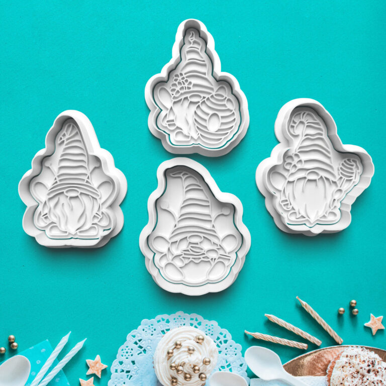 škriatok – vykrajovátko s pečiatkou