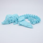 Krištáľový drak okrídlený – CrystalWing Dragon 37cm modrá matná pohľad spredu